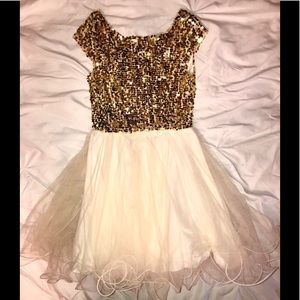 FORMAL Gold sequin dress
